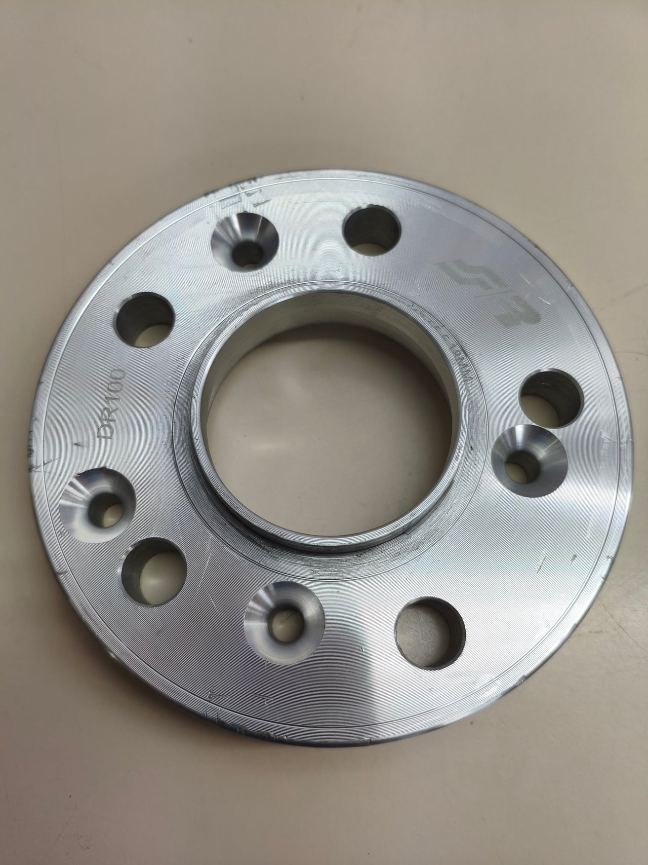 Separadores de rueda Simoni Racing 18 mm con tornillería incluida