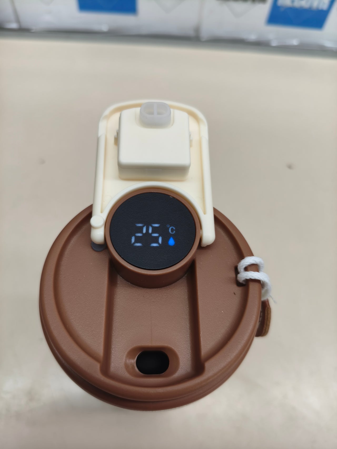 Taza térmica de acero inoxidable 410 ml con pantalla