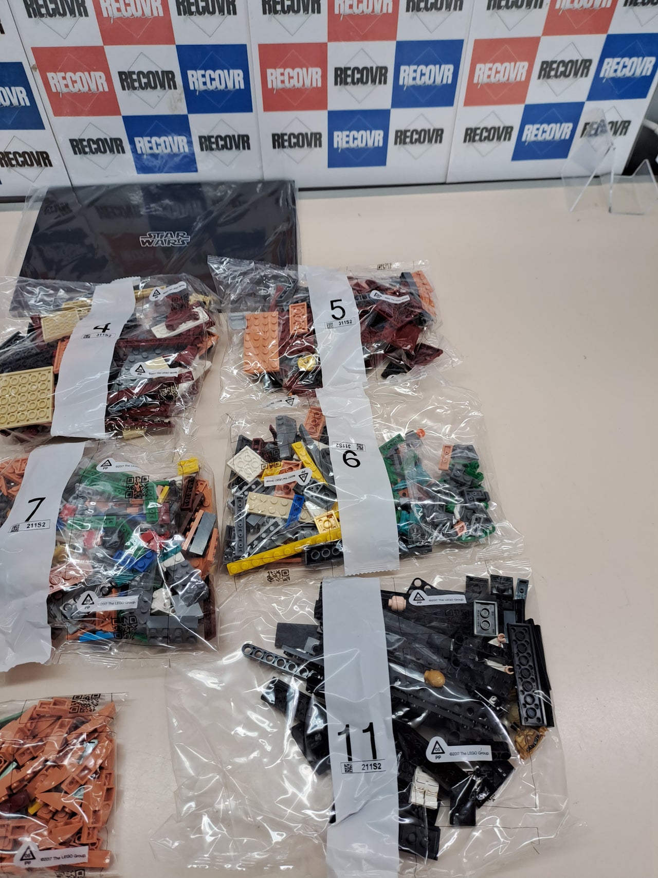 LEGO Star Wars Landspeeder de Luke maqueta colección adultos