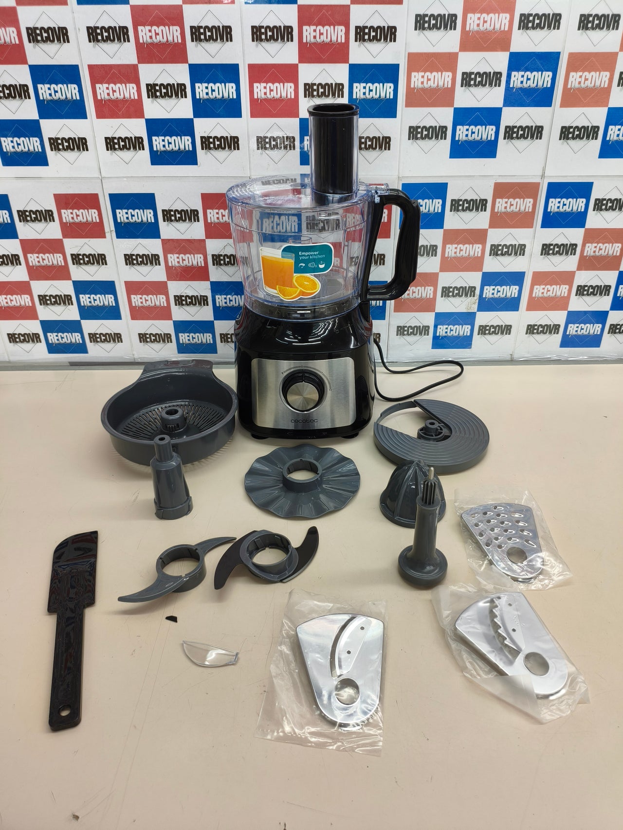 Procesador de alimentos 1000 W con bol de 2 L