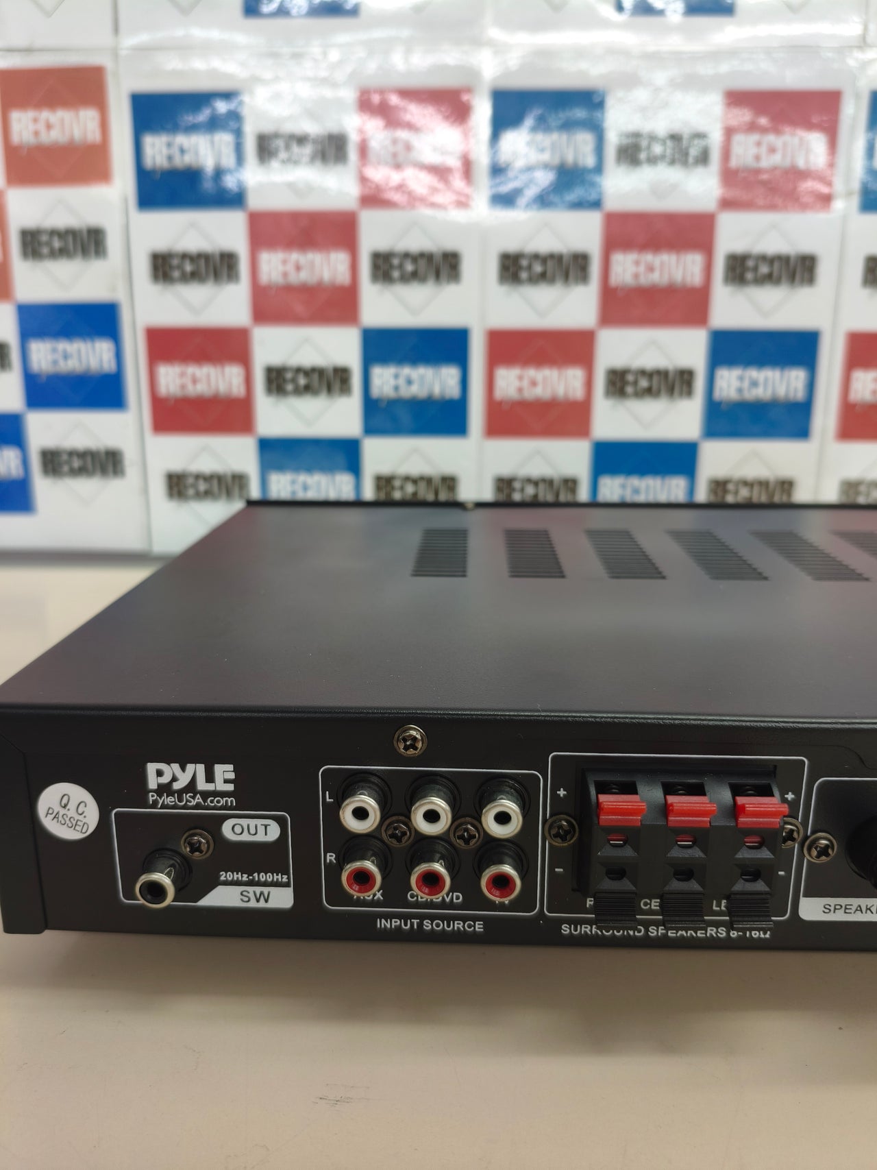 Amplificador de audio Pyle 5 canales Bluetooth para cine en casa y rack