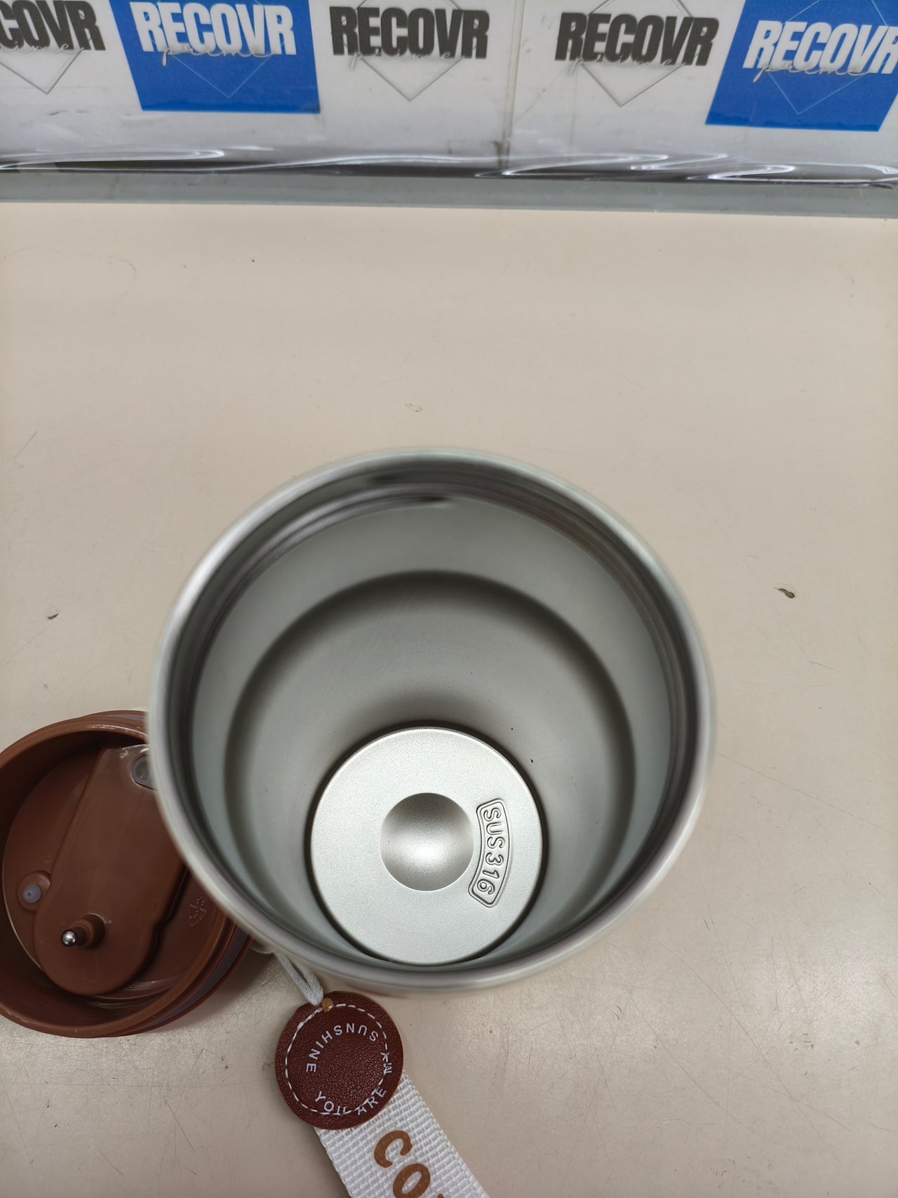 Taza térmica de acero inoxidable 410 ml con pantalla