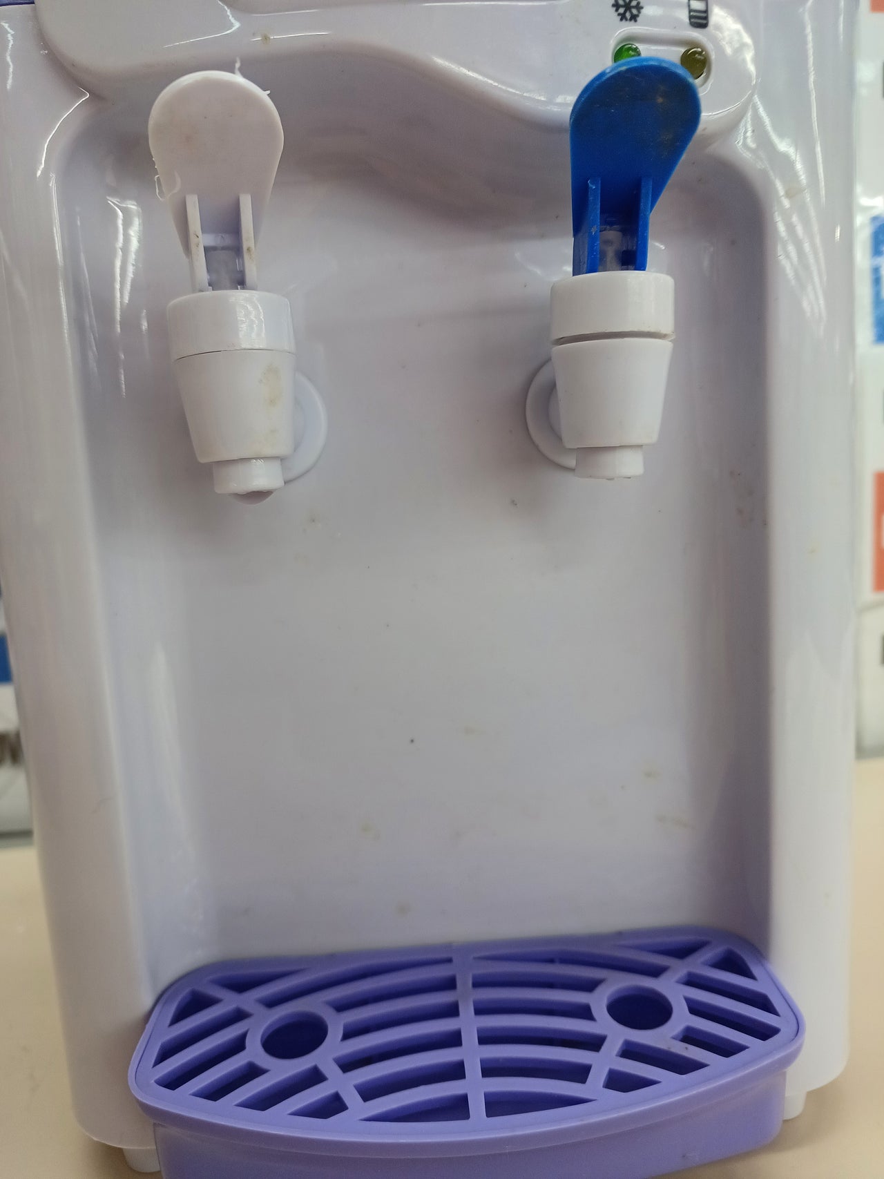 Dispensador de agua 7 L frío y ambiente – Jocca
