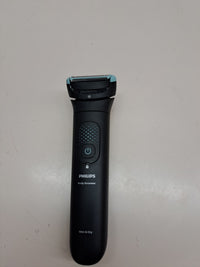 Philips Afeitadora Corporal S7000 - Recortadora para Hombre con Cabezal Pivotante Intercambiable 2D, Sistema Triple Protect, Apta para la Ducha y la Zona Íntima, 120 min. de Autonomía, BG7480/15