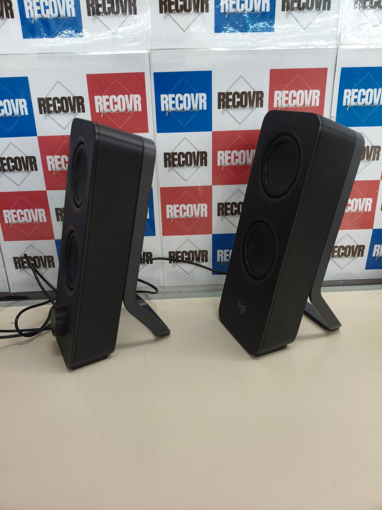 Altavoces Bluetooth Logitech Z207 estéreo para PC