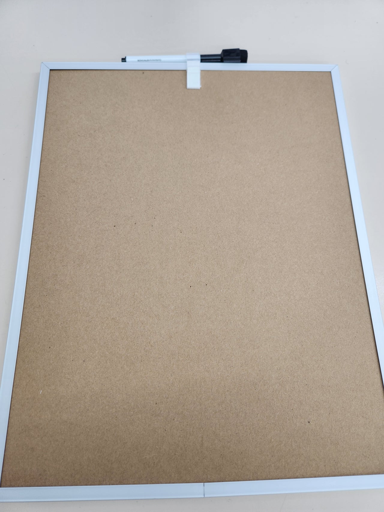Pizarra blanca magnética 28x36cm Amazon Basics