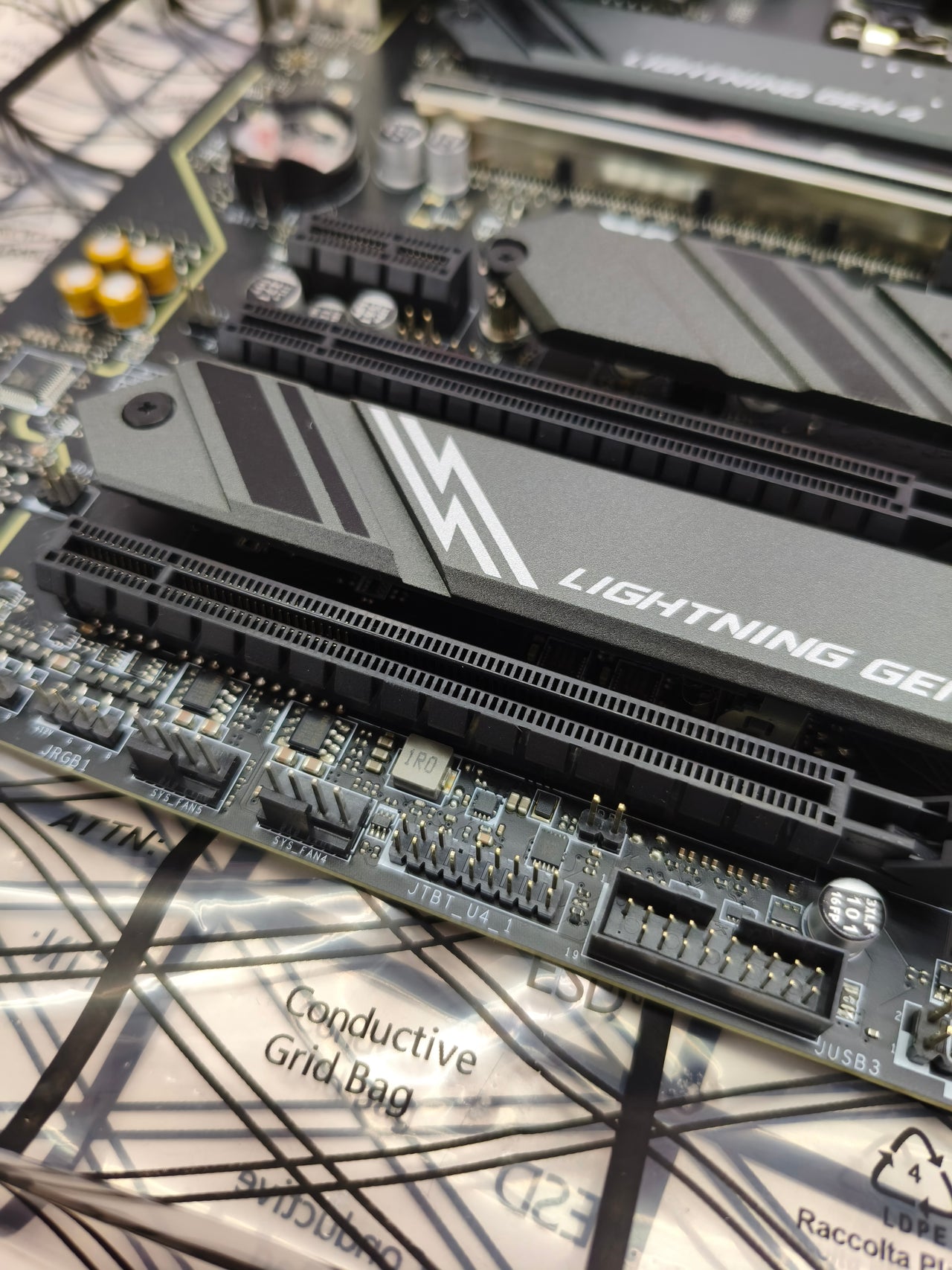 Placa base MSI Z790 Gaming Plus WiFi ATX