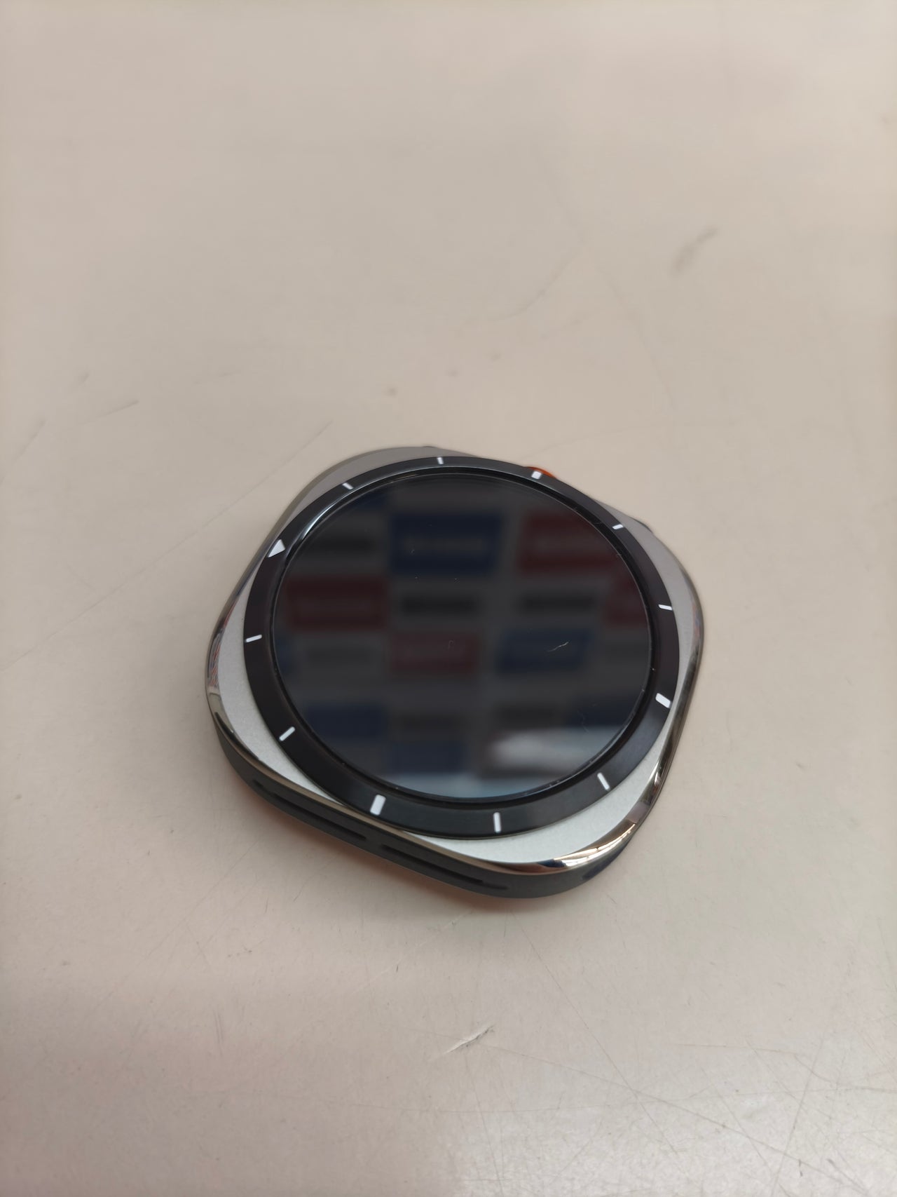 Samsung Galaxy Watch Ultra 2025 47 mm, LTE, IA, titanio, plata