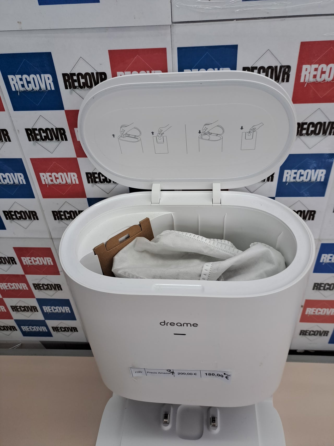 Robot aspirador Dreame D10 Plus con estación de vaciado automático