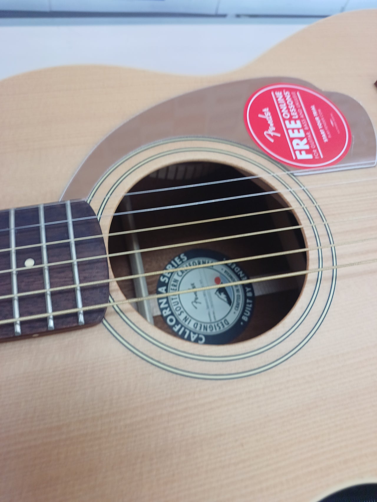 Guitarra acústica mini 24.1” funda Fender Sonoran Mini