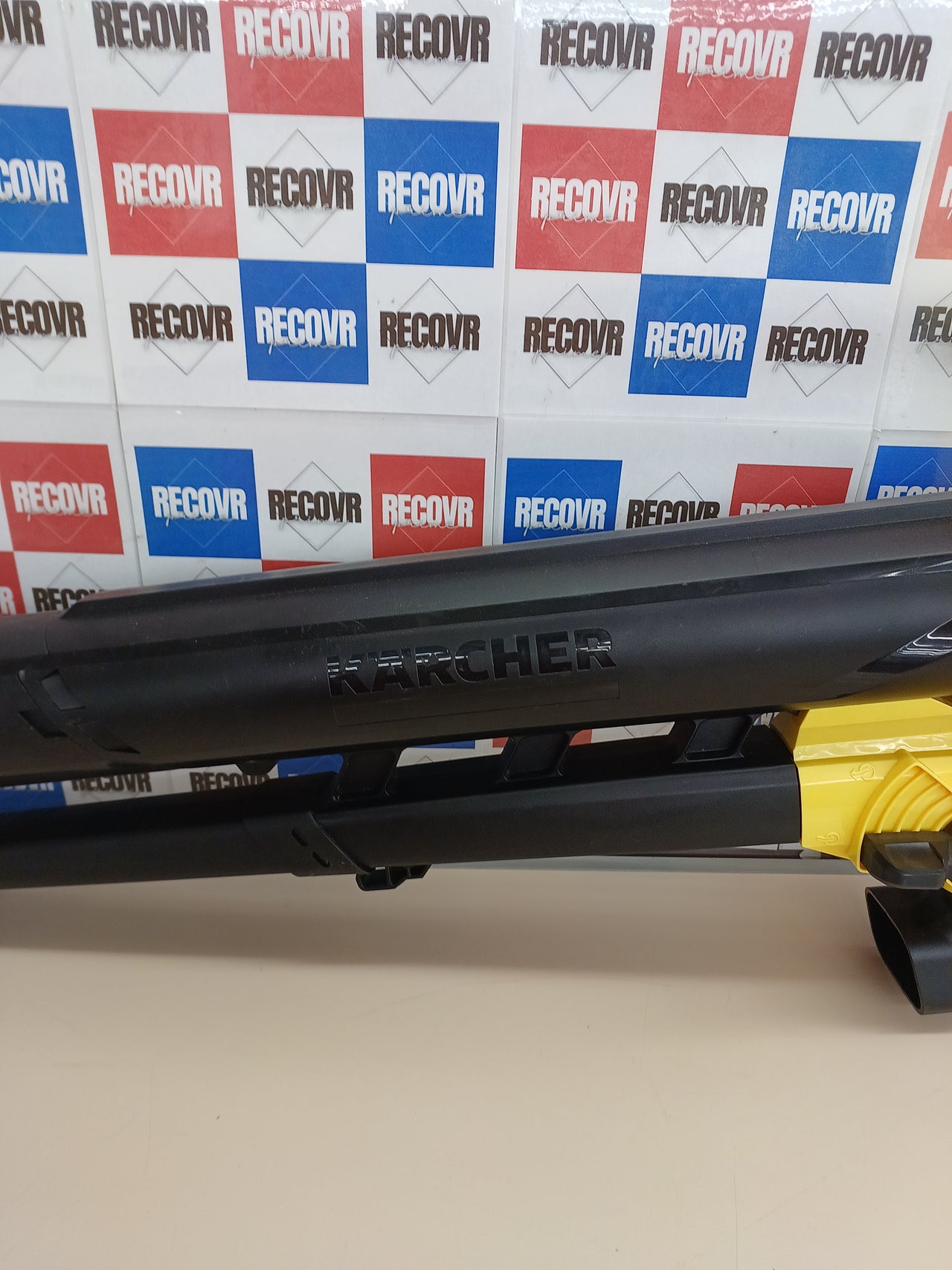 Soplador-aspirador a batería 18 V, 200 km/h, bolsa 45 L, 3,5 kg, sin batería