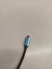 Dock USB-C para portátil con soporte para 3 pantallas