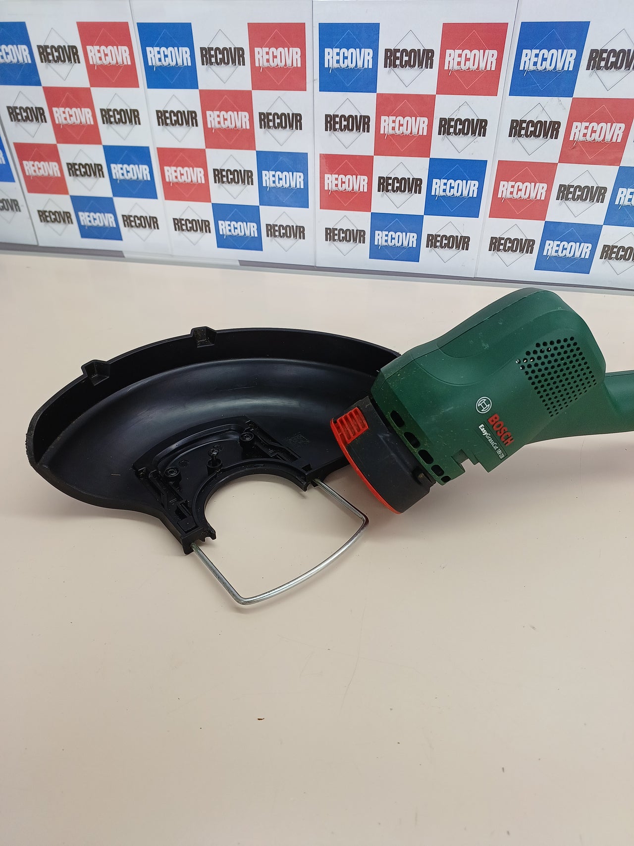 Cortacésped Bosch EasyGrassCut 18V 23cm 2Ah