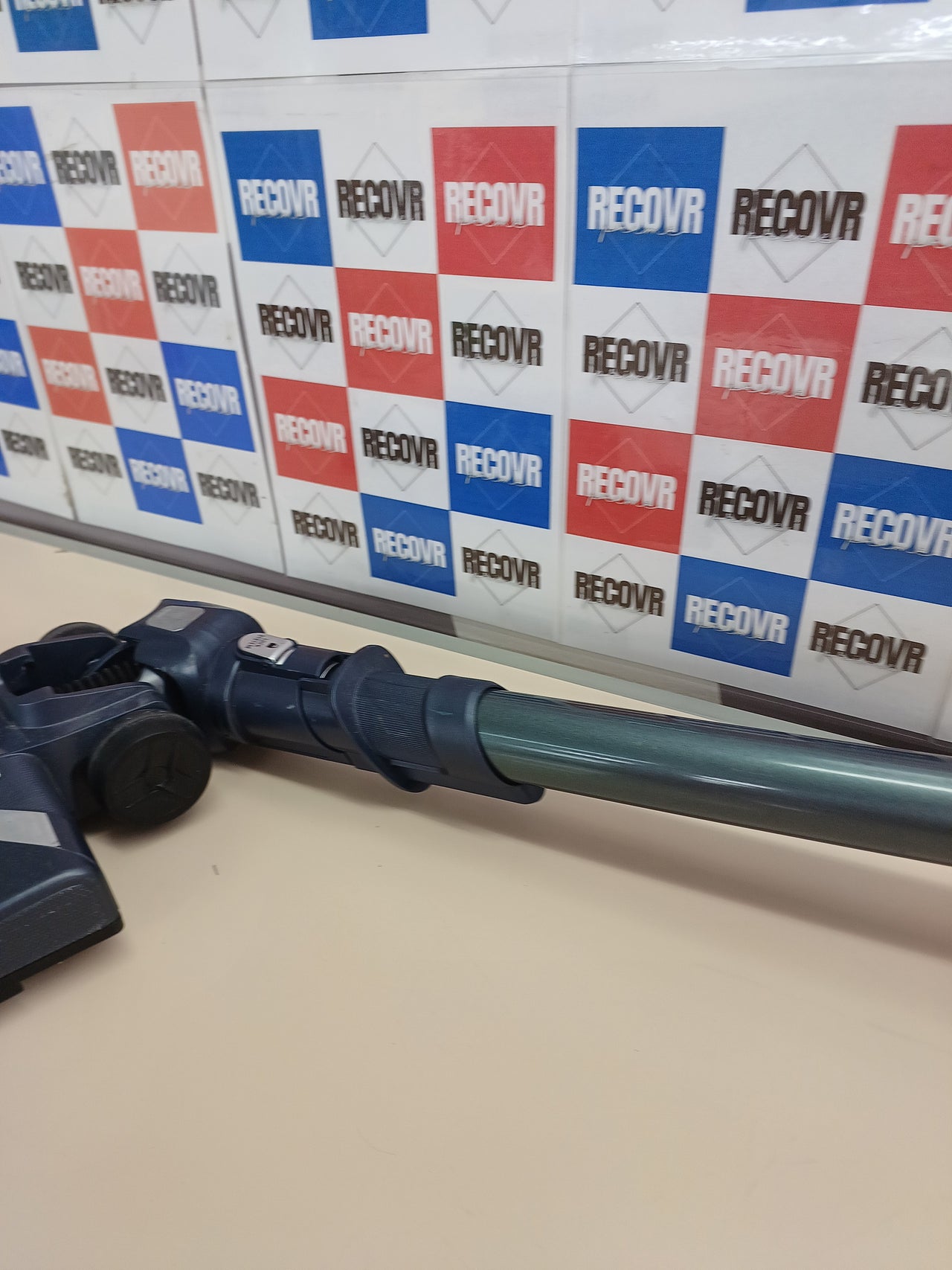 Aspiradora escoba sin cable 3 en 1 ligera con gatillo Boost – Rowenta