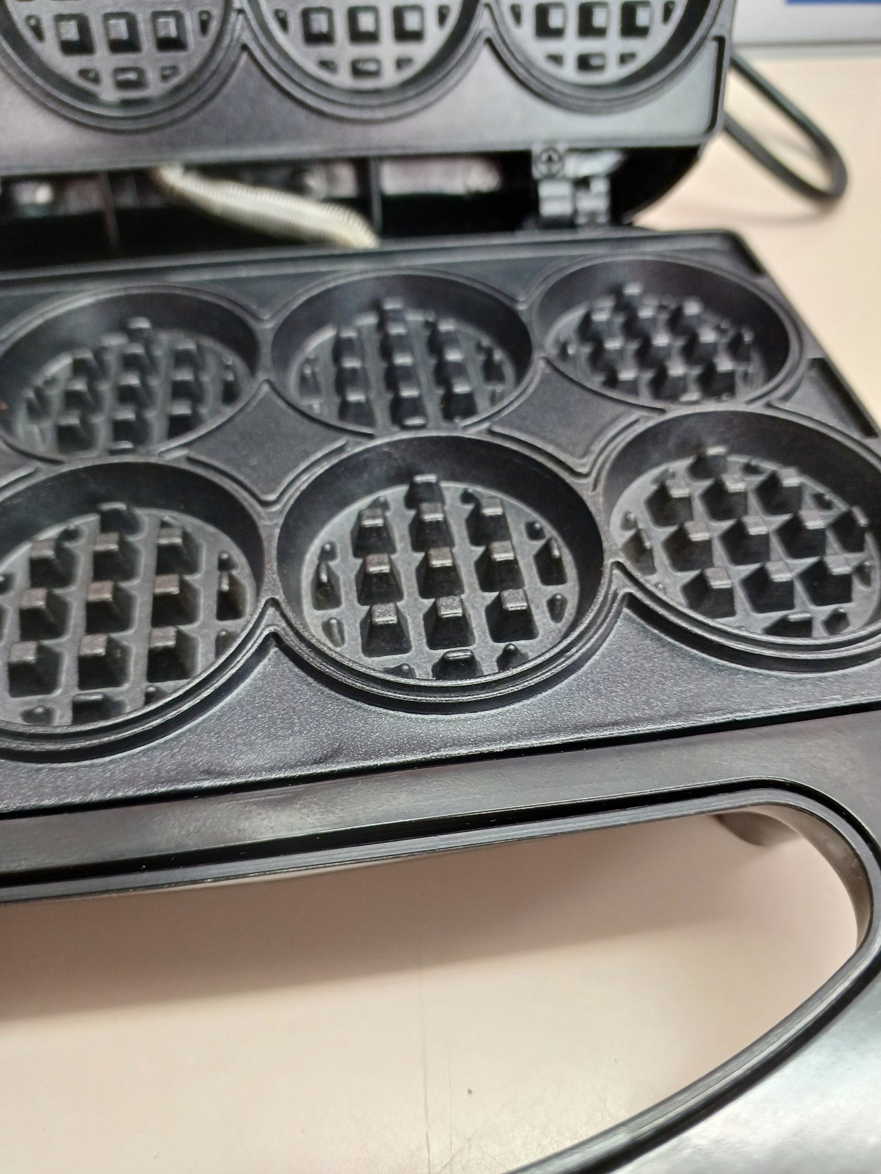 Mini gofrera YASHE para gofres pequeños