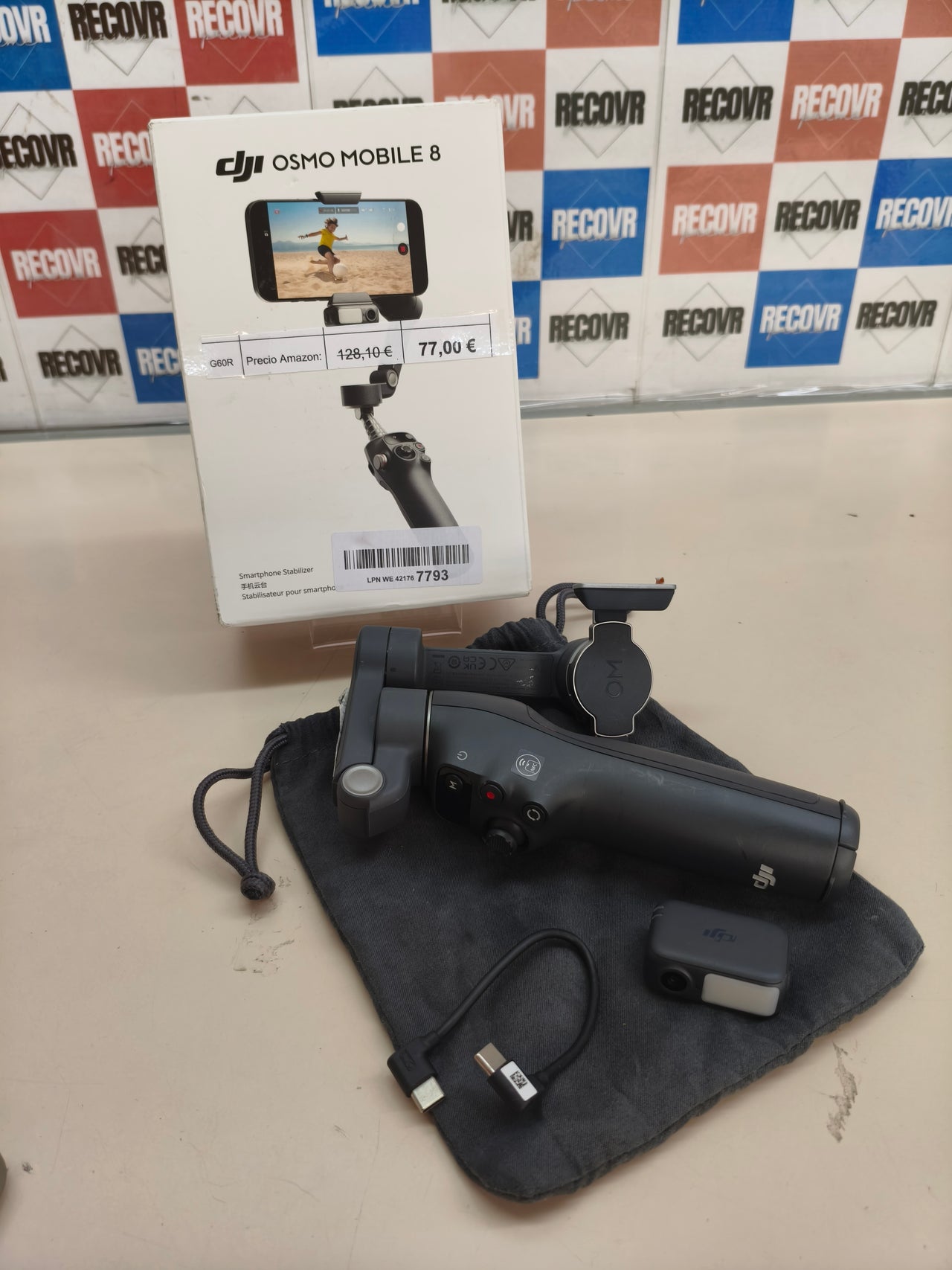 DJI Osmo Mobile 8, estabilizador para smartphone de 3 ejes