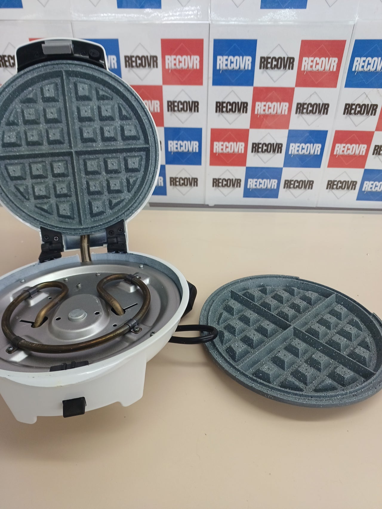 Gofrera 3 en 1 Cecotec Fun Gofrestone 700W