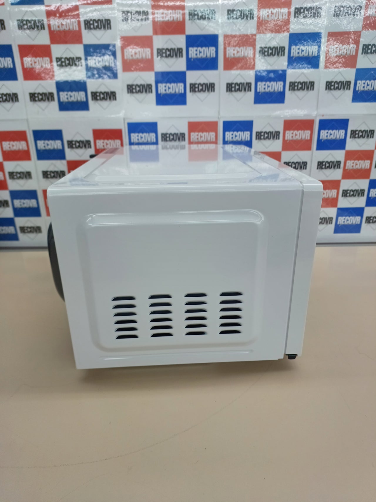 Microondas Grunkel 700-1020W 2450MHz MW-20MA