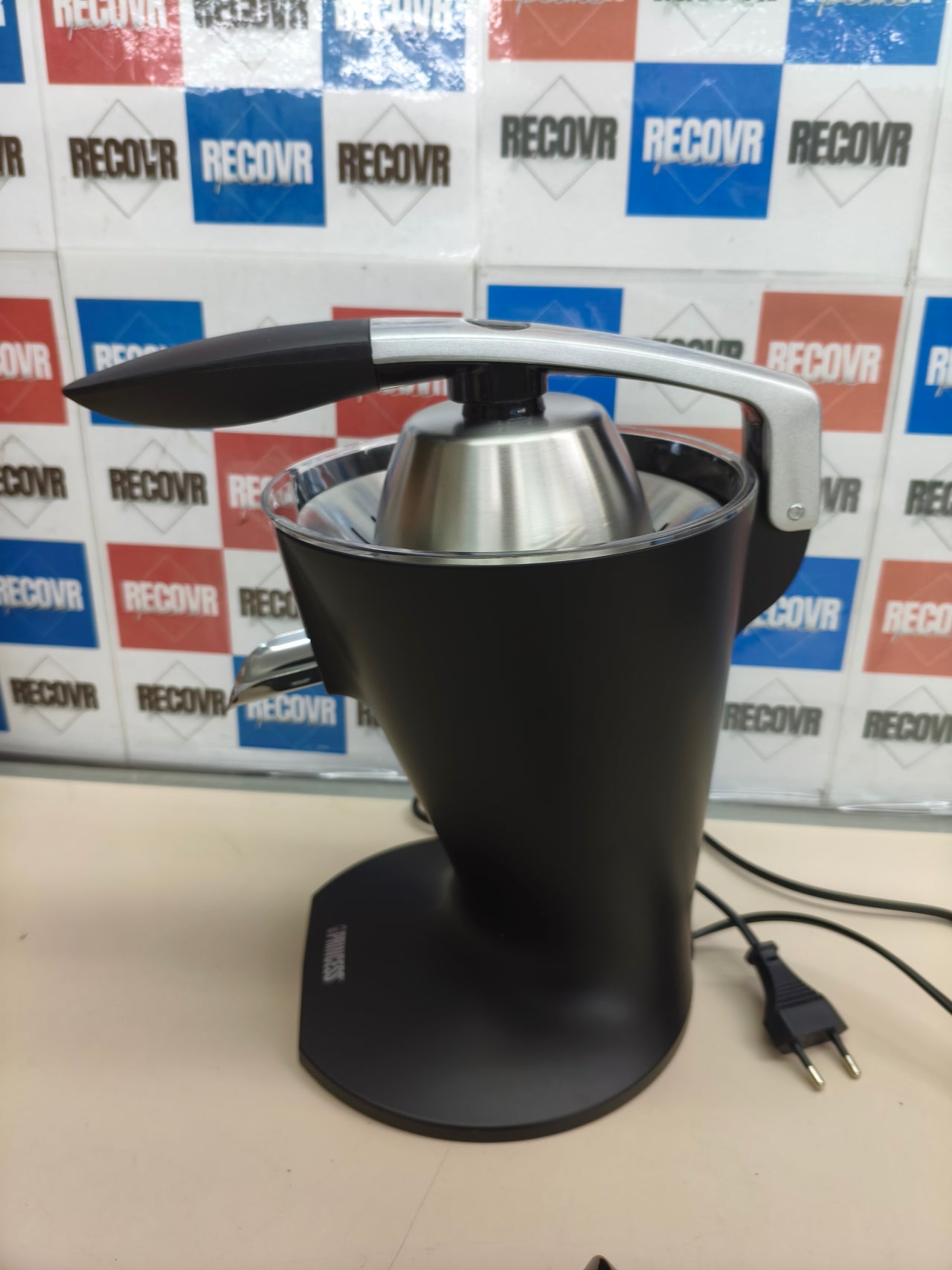 Exprimidor de palanca 300 W con 2 conos inox