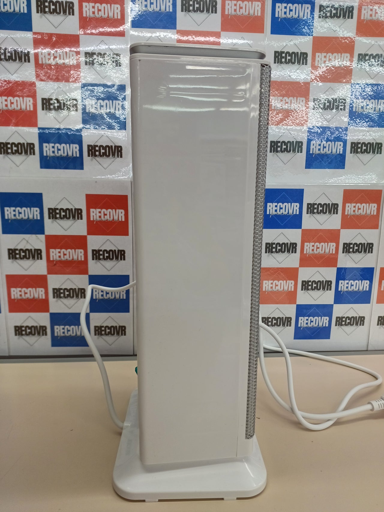 Calefactor cerámico 2000 W smart con oscilación y temporizador – Cecotec