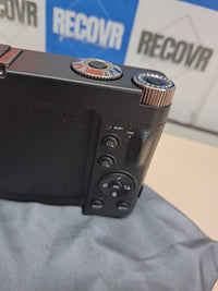 Cámara digital 4K 64MP WiFi con pantalla abatible y zoom 16X