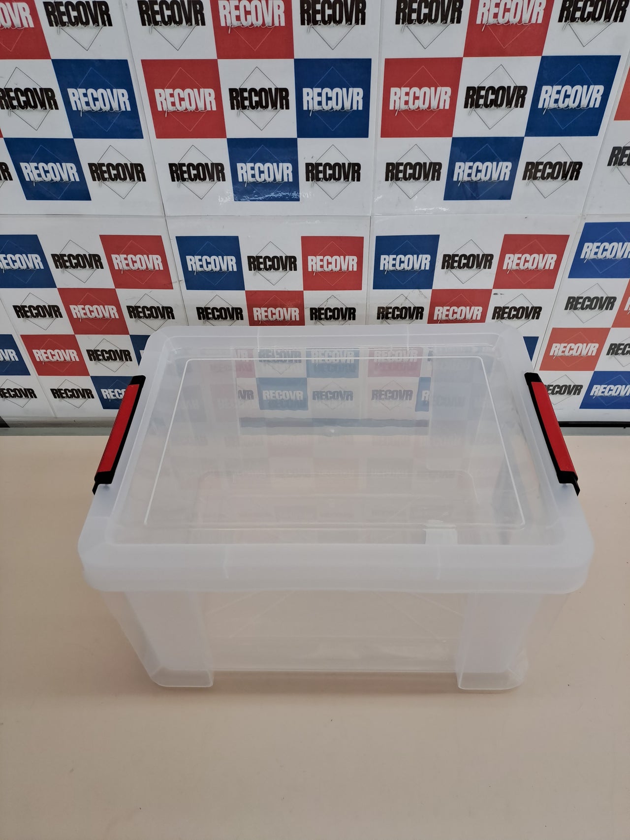 Caja almacenamiento 17 L transparente apilable – Sundis