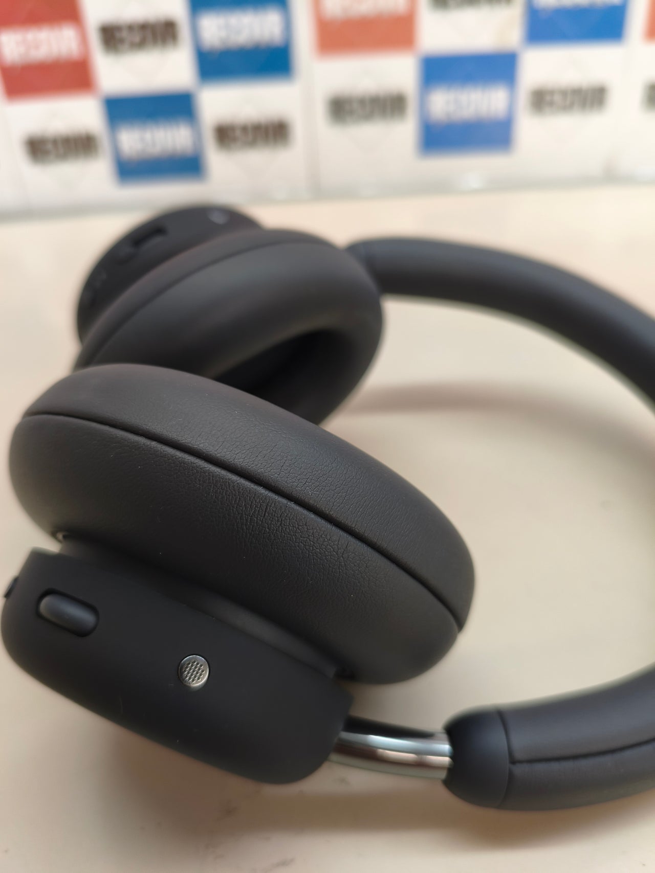 CMF Headphone Pro, auriculares Bluetooth, 100 h, LDAC, audio espacial, ANC, gris oscuro