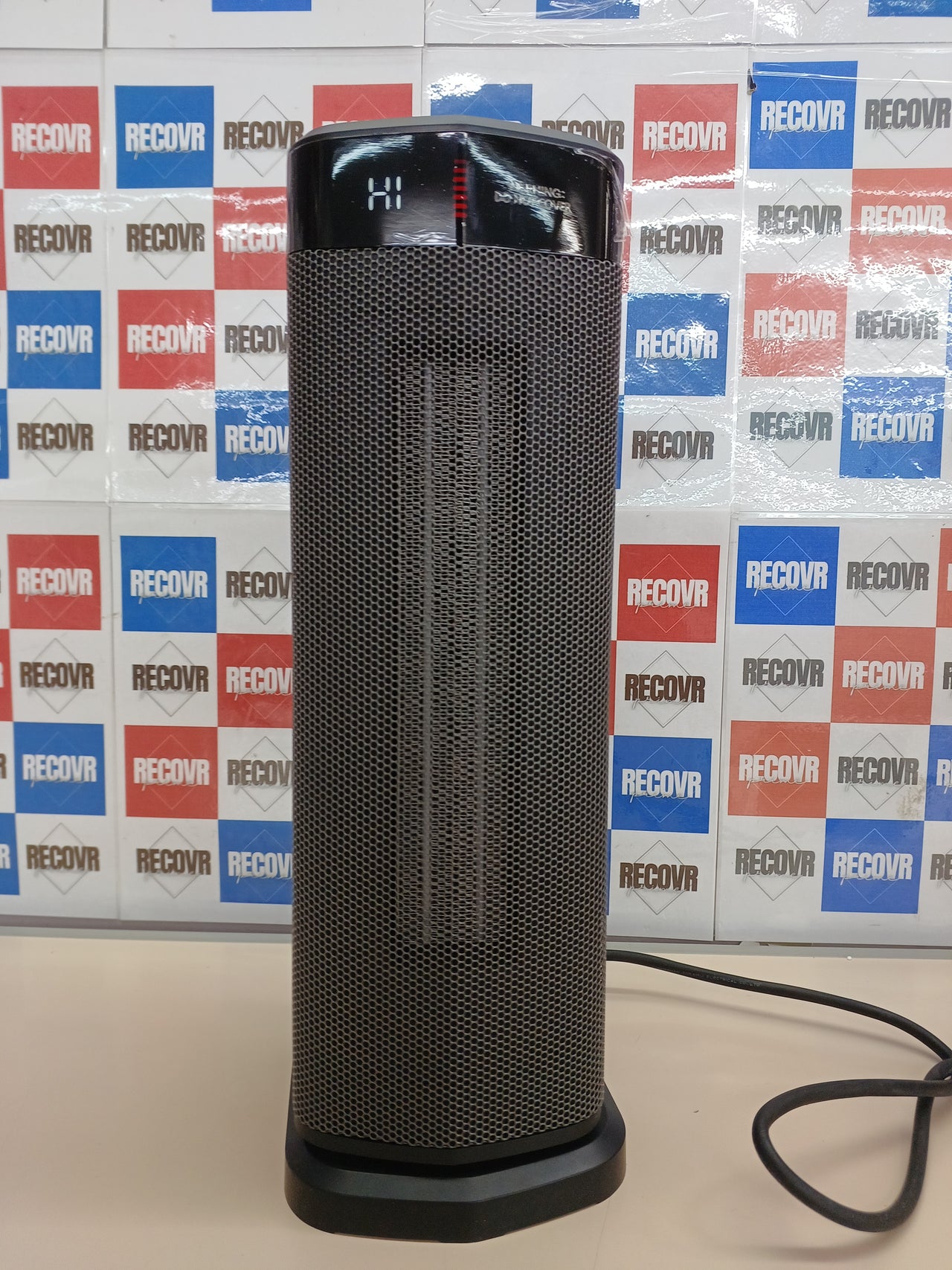 Calefactor PTC 2000 W 4 modos con oscilación y temporizador