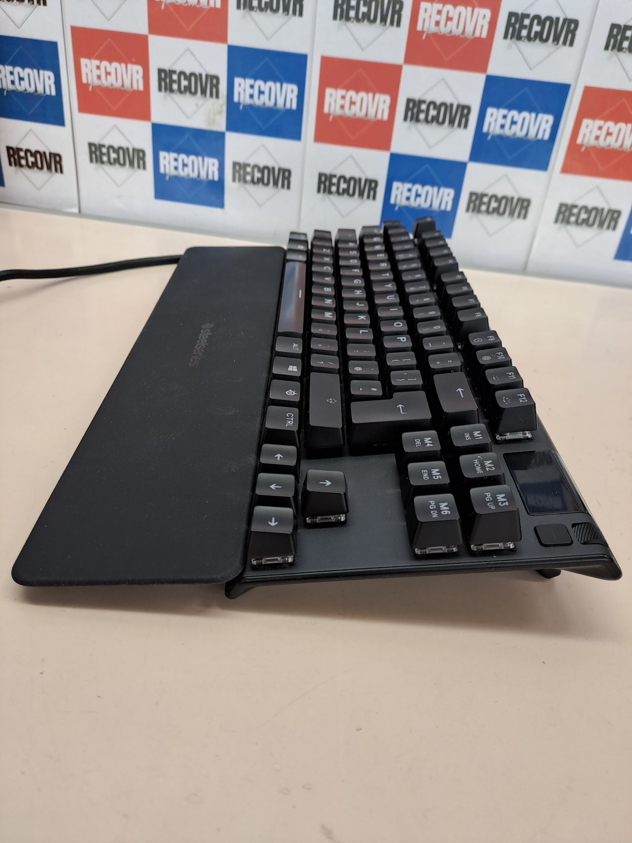 Teclado mecánico gaming SteelSeries Apex Pro TKL Gen 3