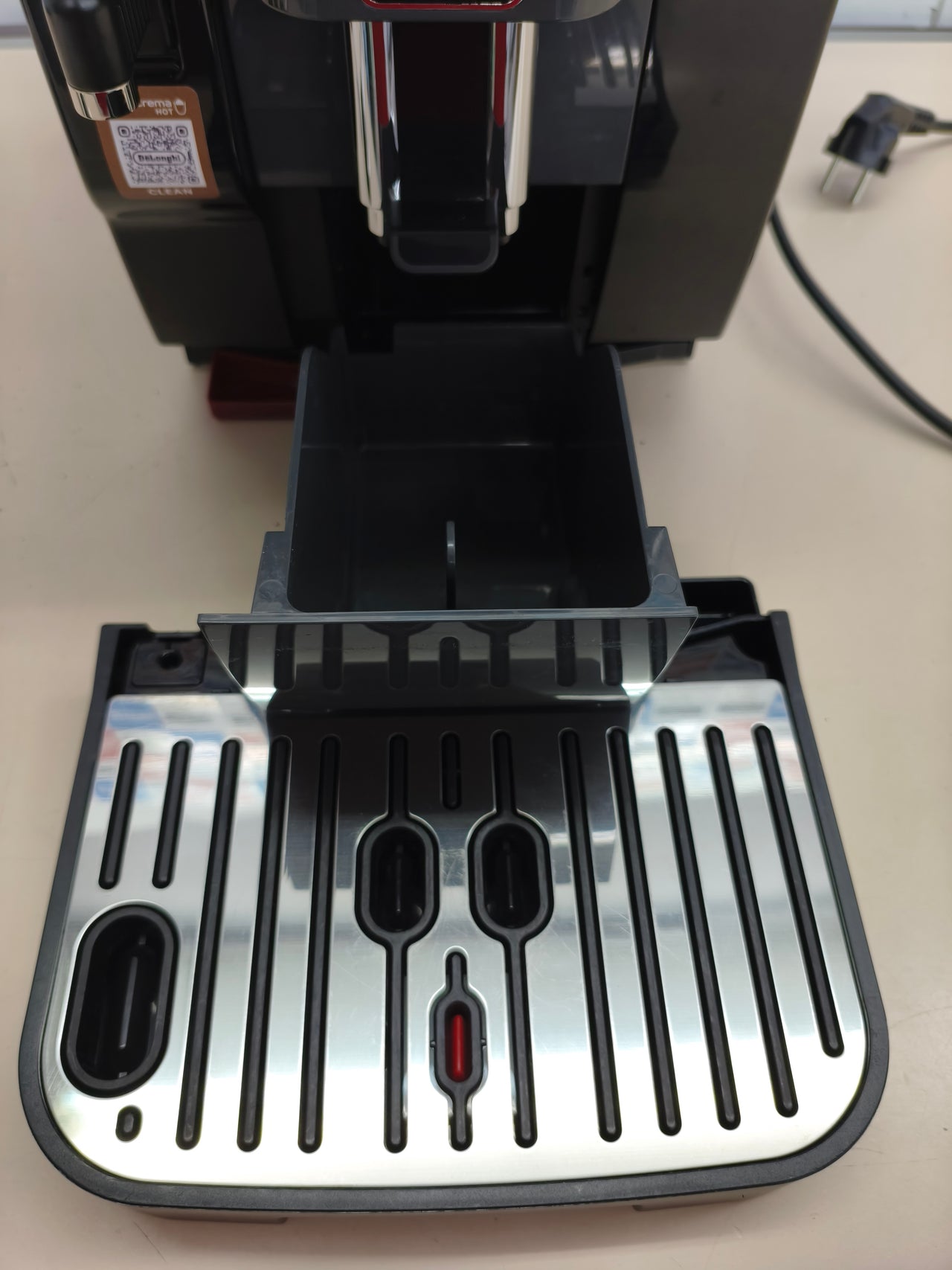 Cafetera superautomática De’Longhi Magnifica Start LatteCrema automática