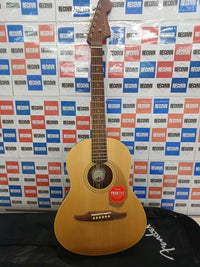 Guitarra acústica mini 24.1” funda Fender Sonoran Mini