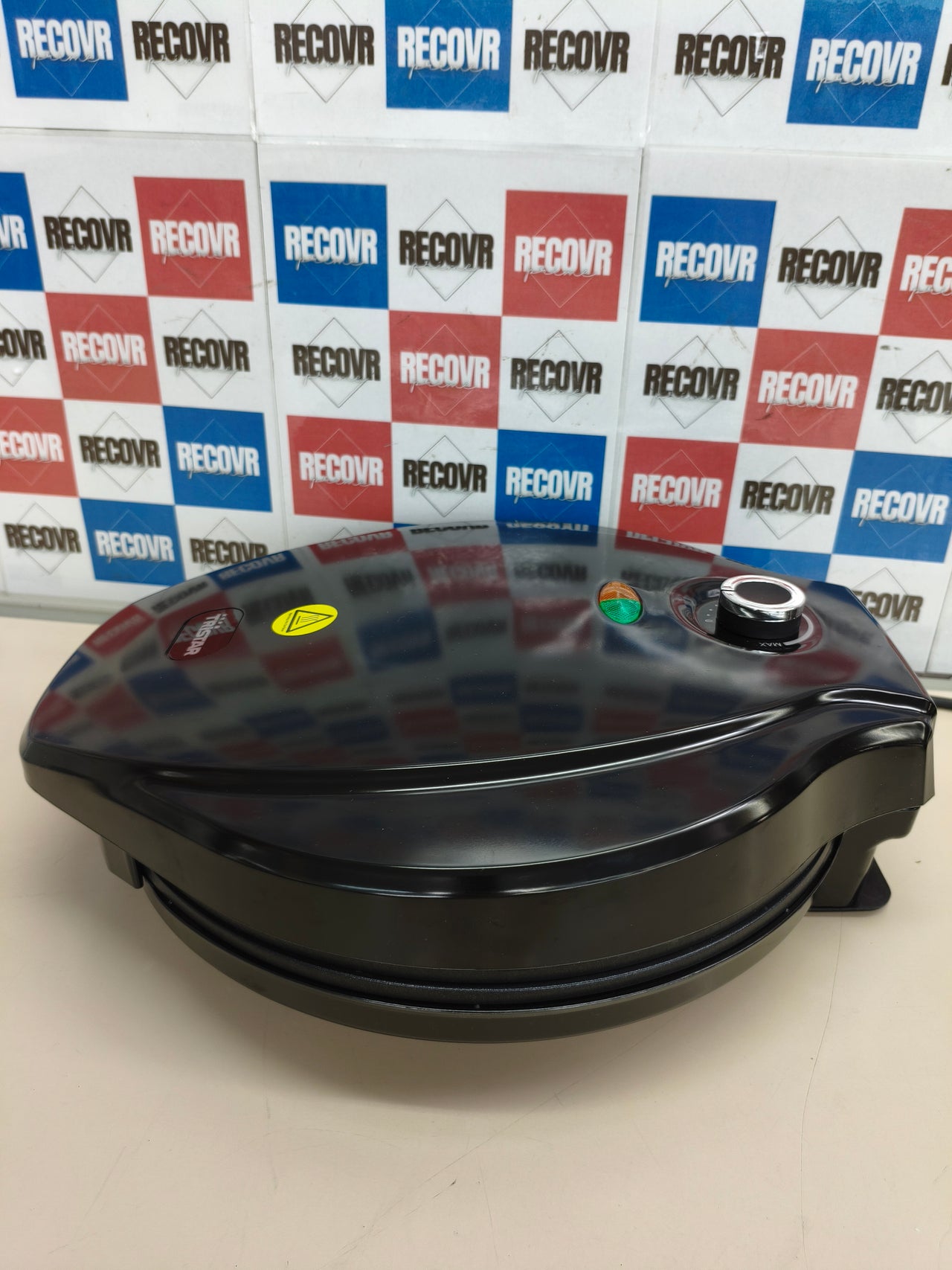 Pizzera eléctrica 30cm 1450W antiadherente Tristar