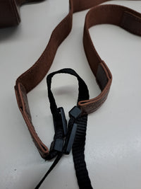 Estuche MegaGear MG1403 para Leica Q-P, Q (Typ 116)