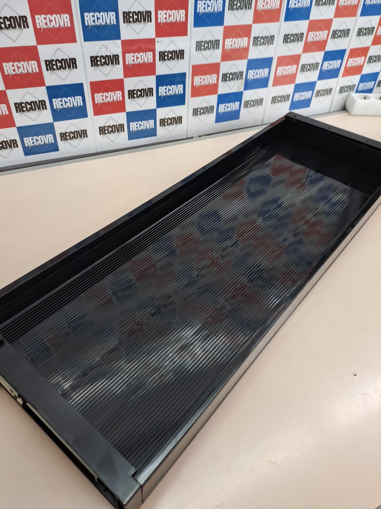 Cajón bajo encimera grande negro Value