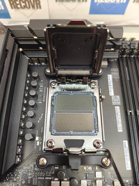 ASUS ROG Crosshair X870E Extreme, placa base AMD E-ATX, DDR5, PCIe 5.0, 5 M.2, Wi-Fi 7, LCD 5