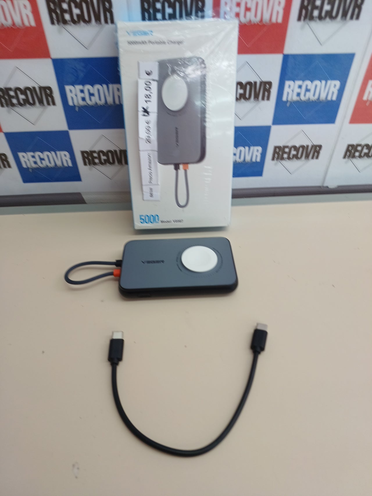 Powerbank 5000 mAh con cable integrado y PD 20W - VEGER
