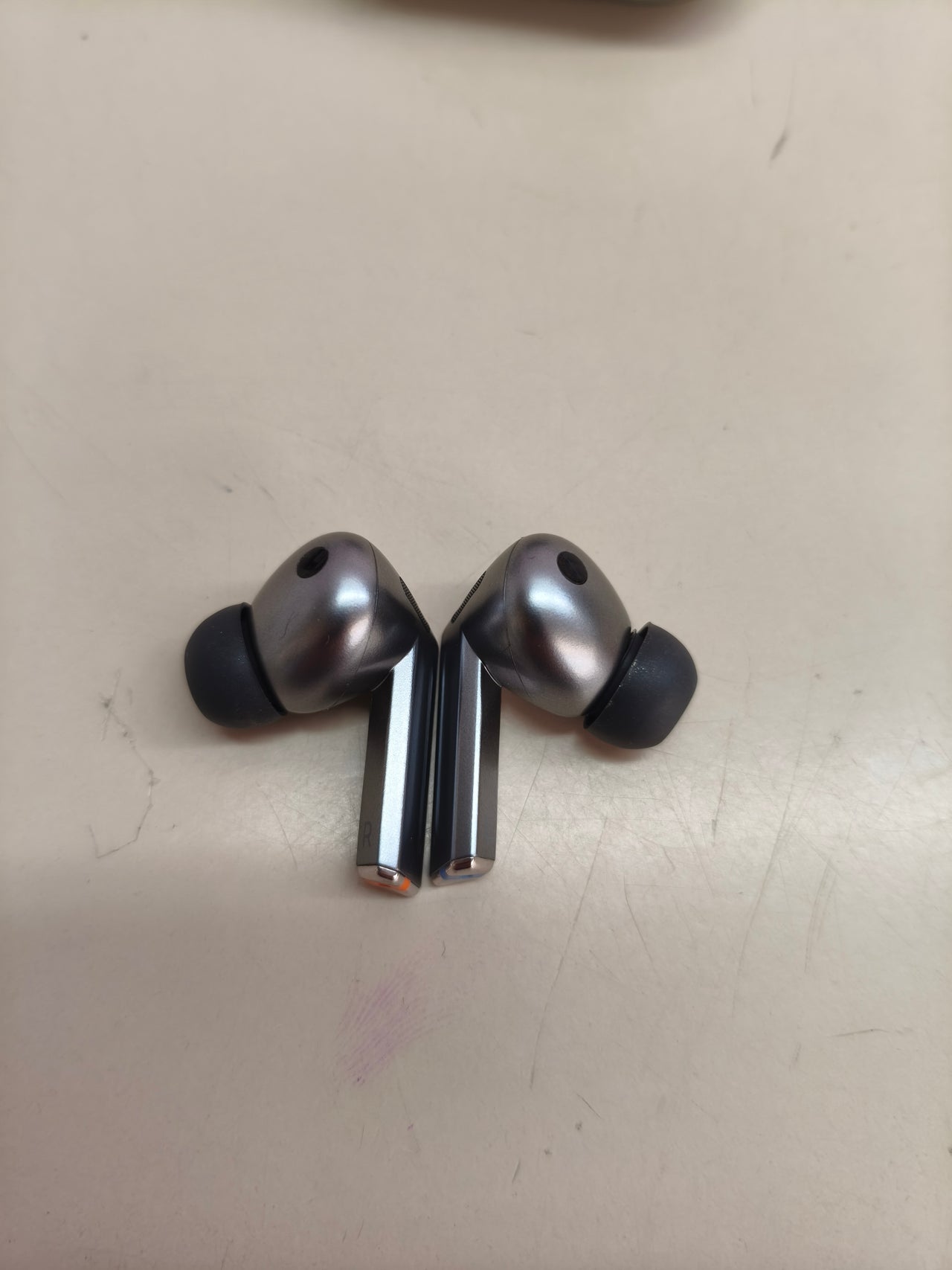 Samsung Galaxy Buds3 Pro, auriculares TWS, Bluetooth, USB-C, plata