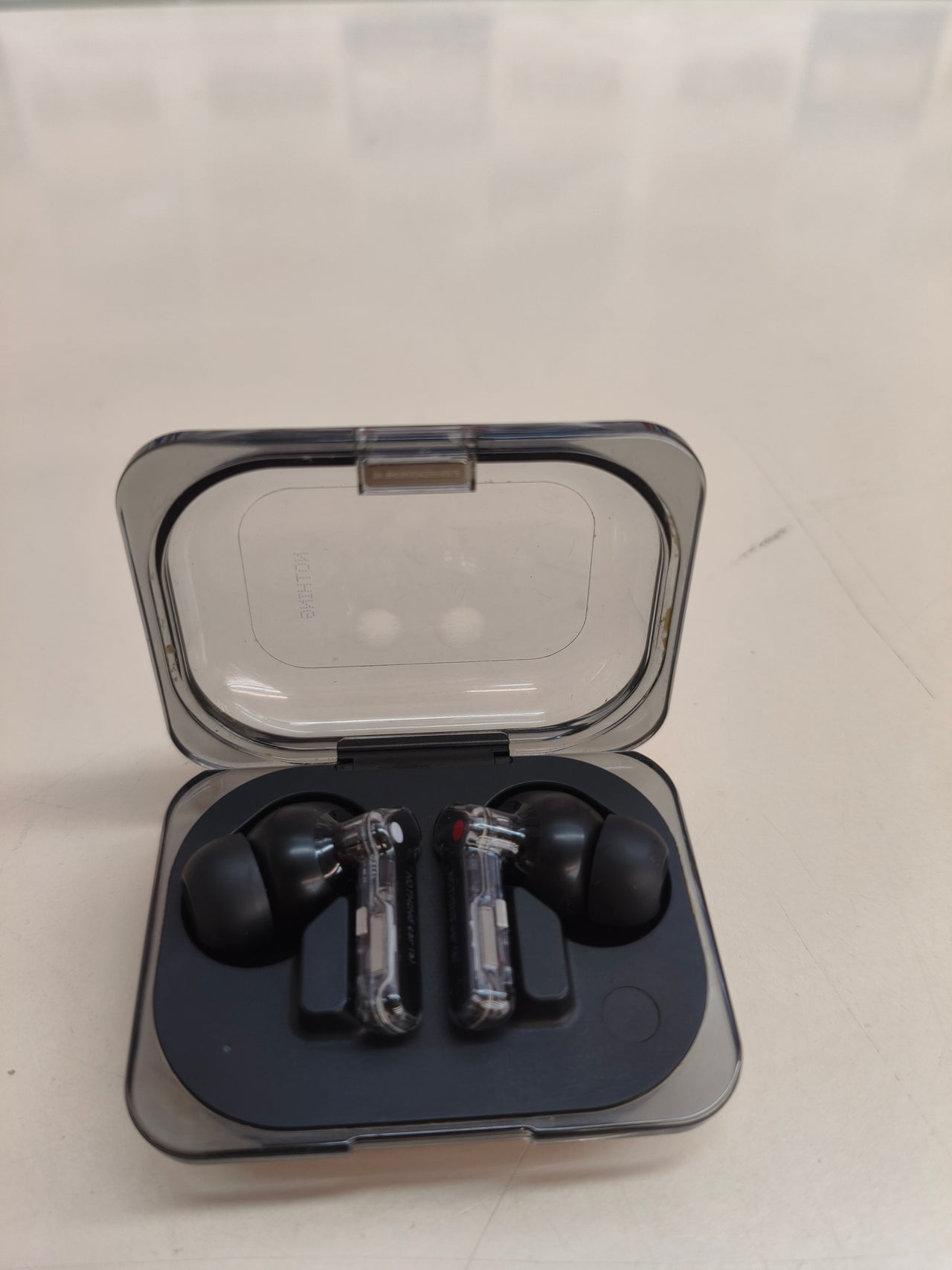 Nothing Ear (a), auriculares Bluetooth ANC, 42,5 h, negros