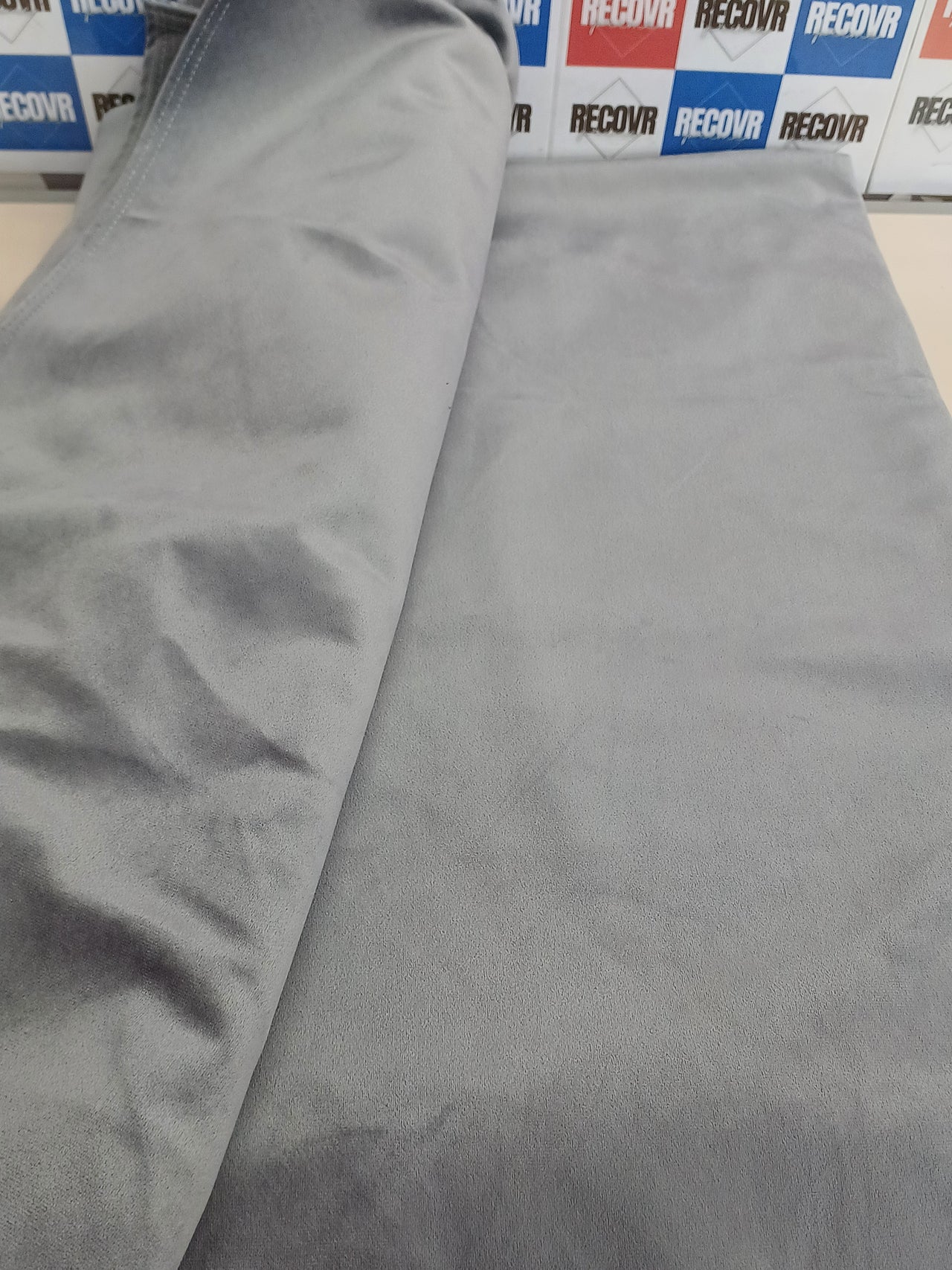 Funda sofá impermeable antideslizante 300×230 – Loiion