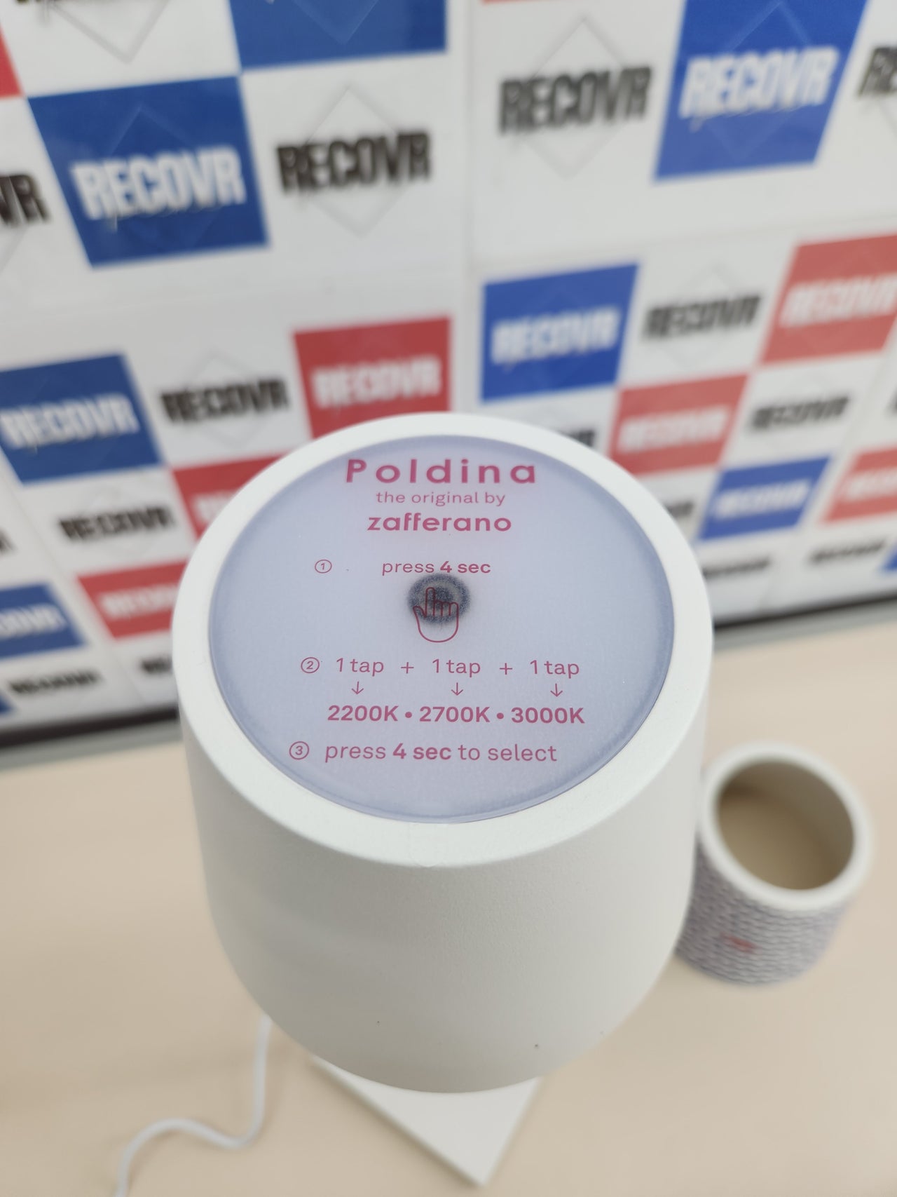 Lámpara Zafferano recargable Poldina Pro 2200-3000K