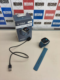 Smartwatch Fitbit Versa 4 azul menta