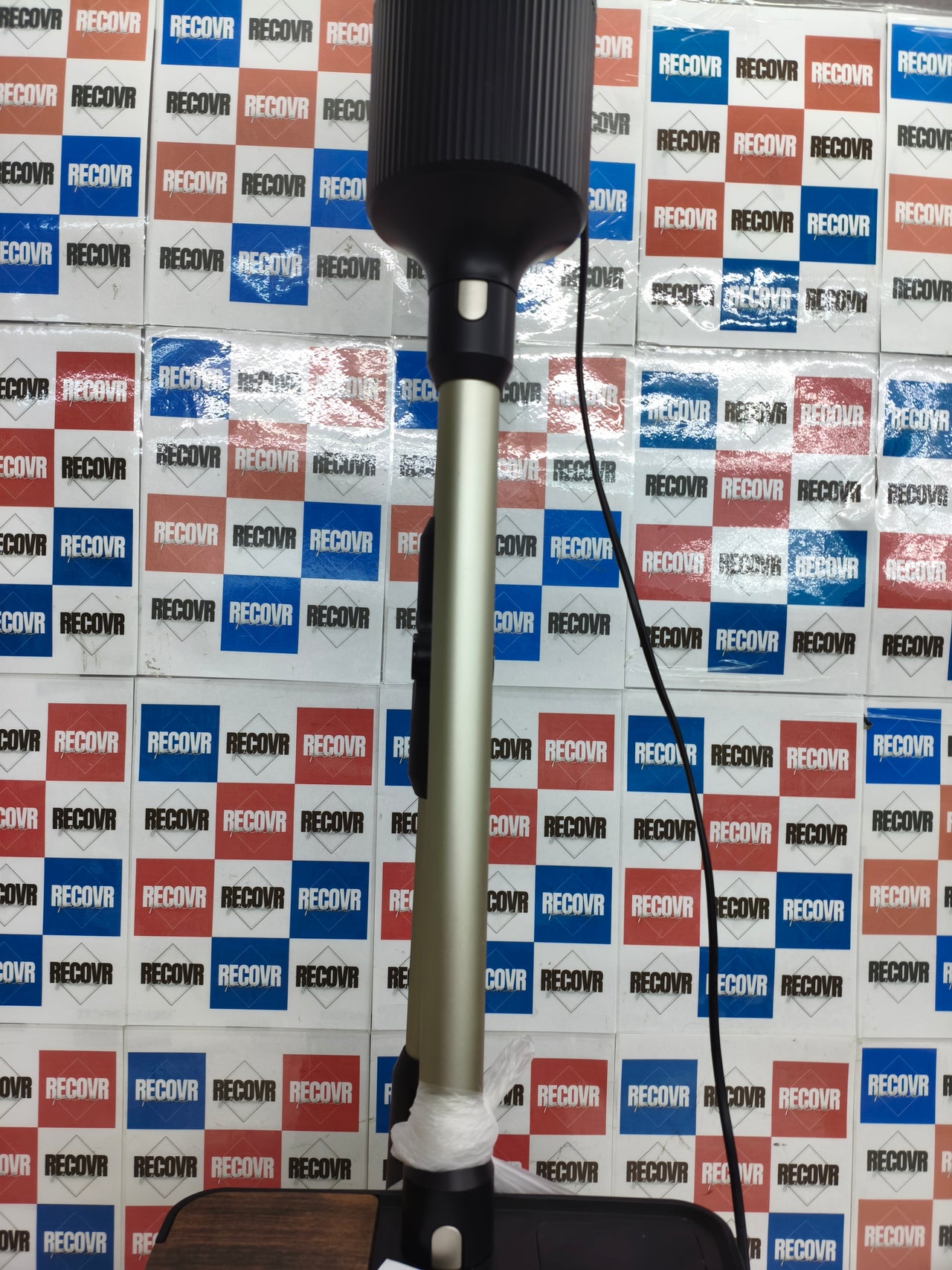 Aspiradora escoba Cecotec Conga Rockstar 5500 Hurricane Station Flex 220AW