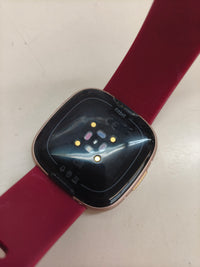 Fitbit Versa 4, smartwatch con GPS
