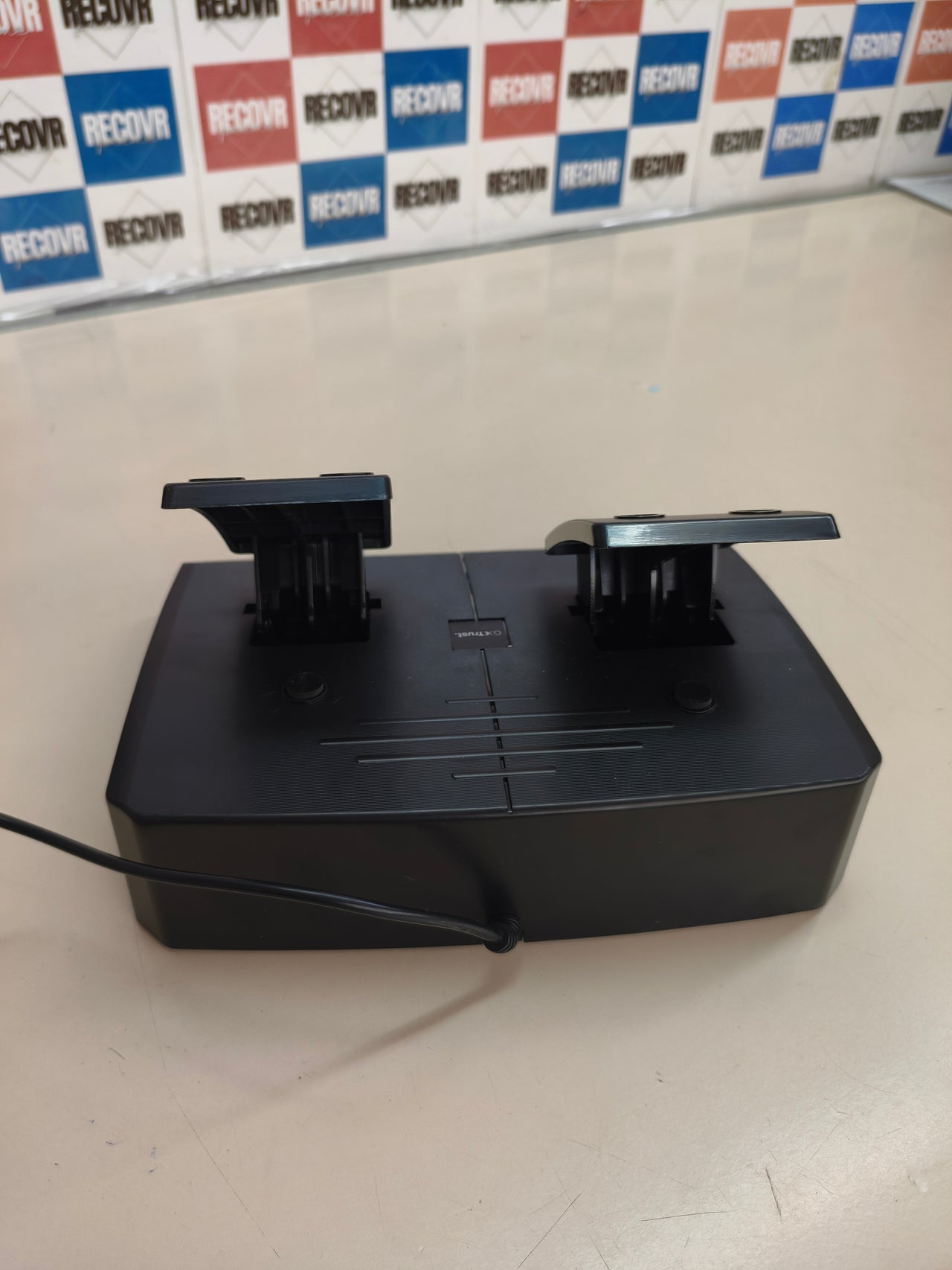 Trust GXT Movi, volante gaming para PC con pedales y levas