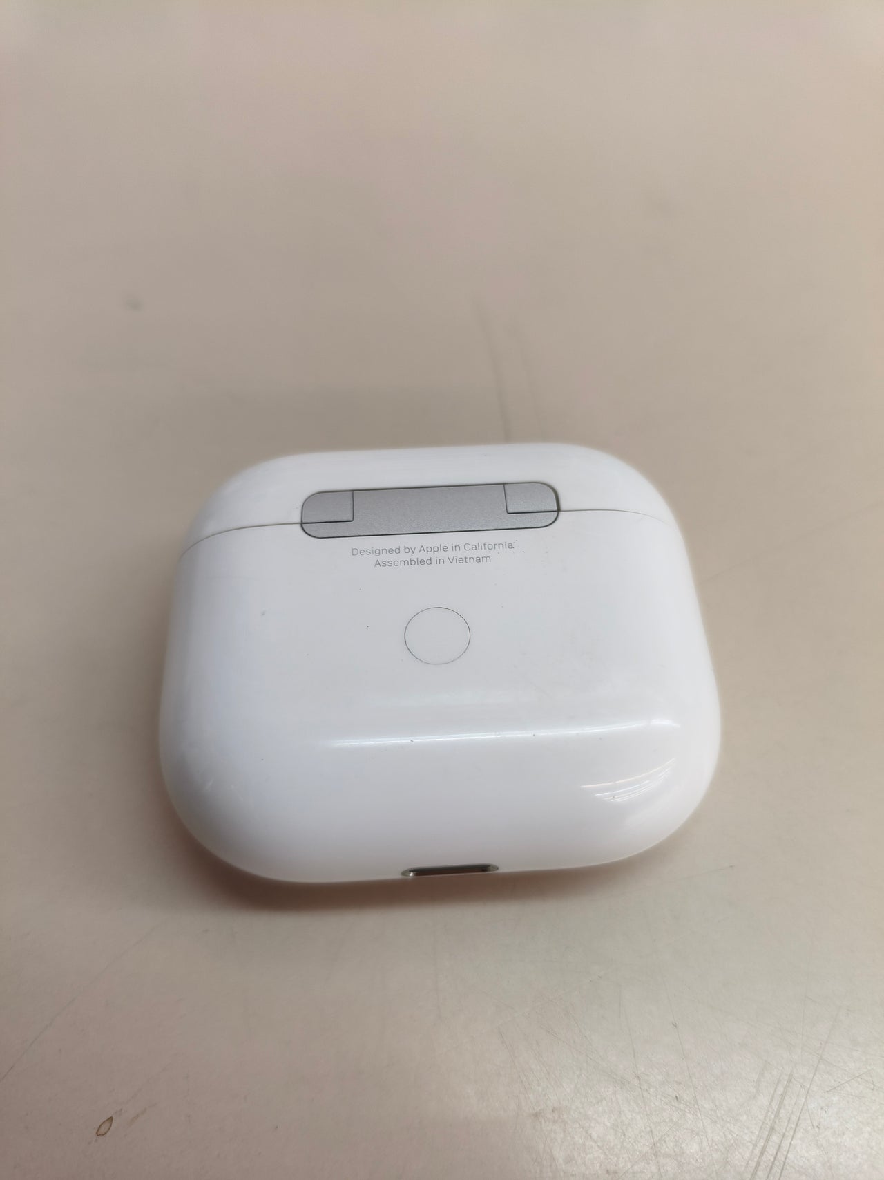 Apple AirPods 3.ª generación, estuche de carga Lightning