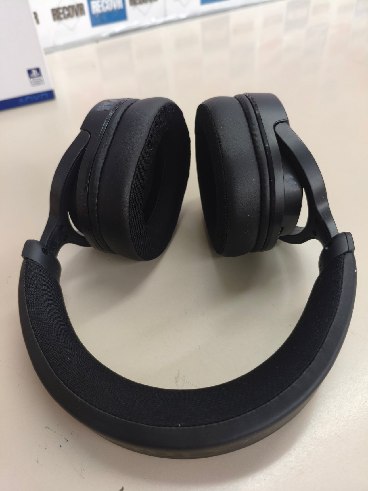 Cascos Gaming PlayStation Forta Negros
