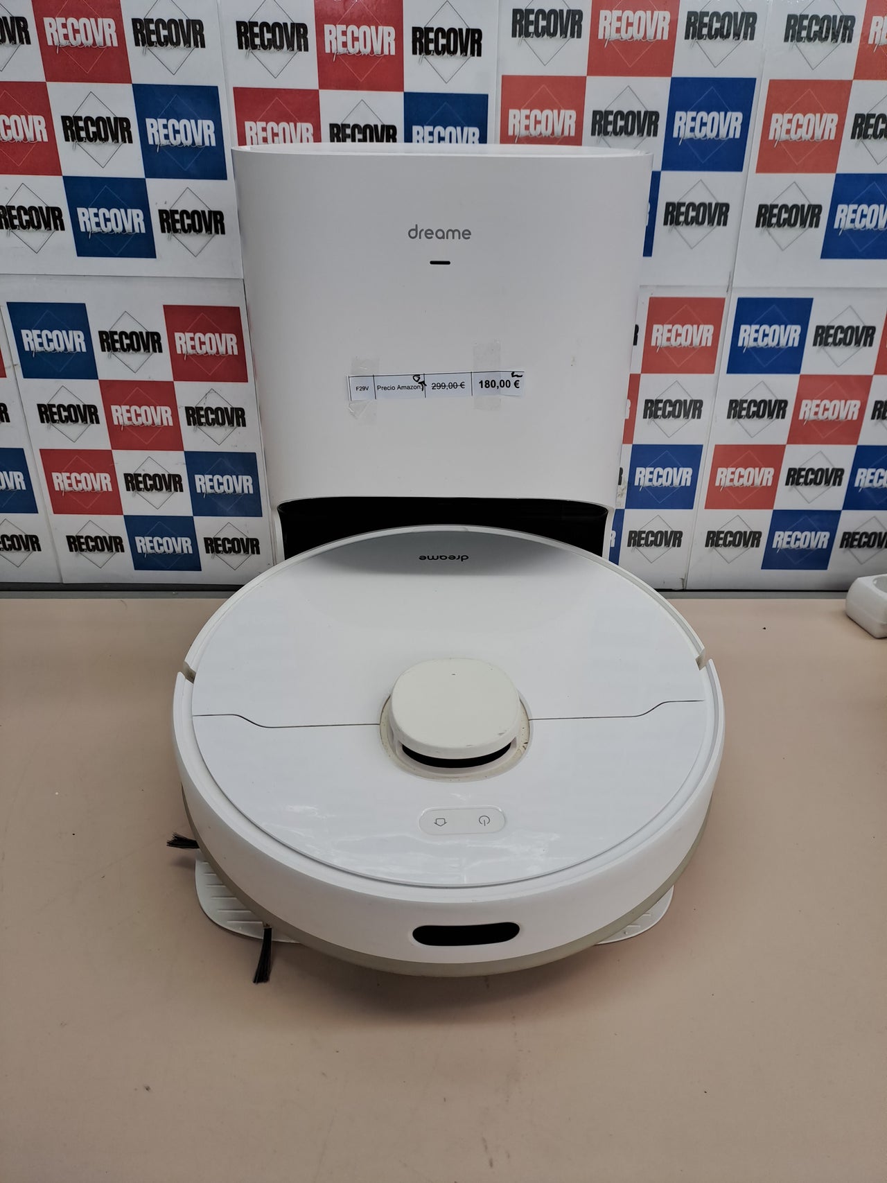 Robot aspirador Dreame D10 Plus con estación de vaciado automático
