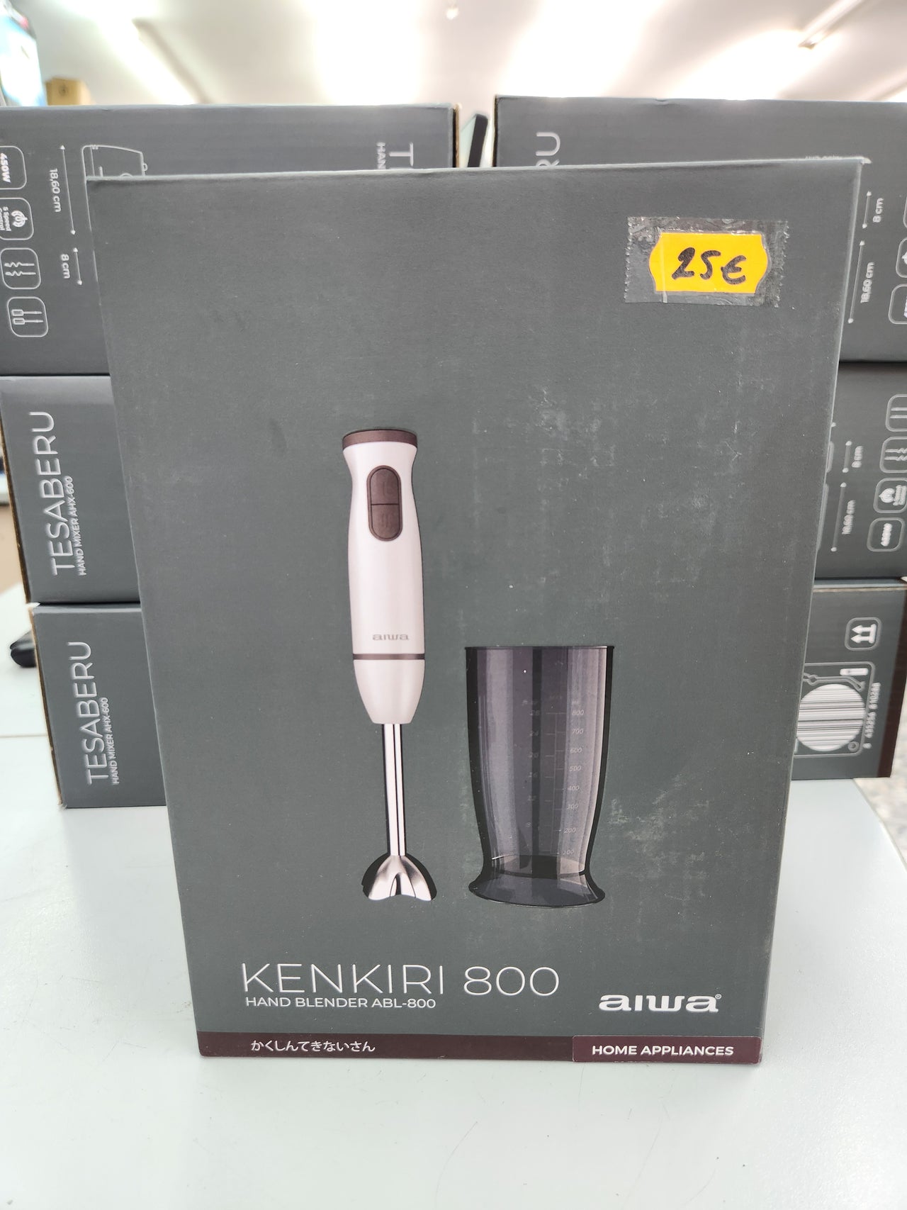 Batidora de mano Kenkiri 800 con vaso medidor, 600W, dos velocidades, función turbo ABL-800 Aiwa