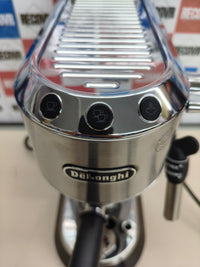 Cafetera espresso De’Longhi Dedica acero inoxidable negra