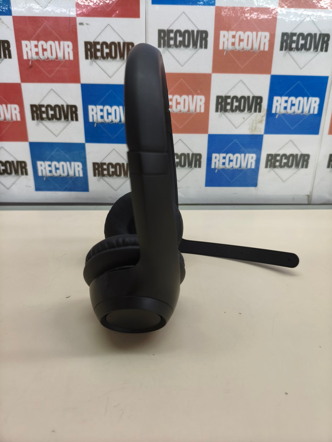 Auriculares inalámbricos Logitech Zone 300 con micrófono
